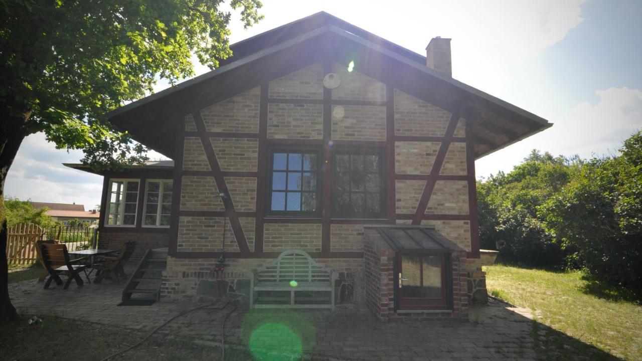 Romantisches Studio Am Waldesrand Mit Gartensauna Schwarz Exterior foto